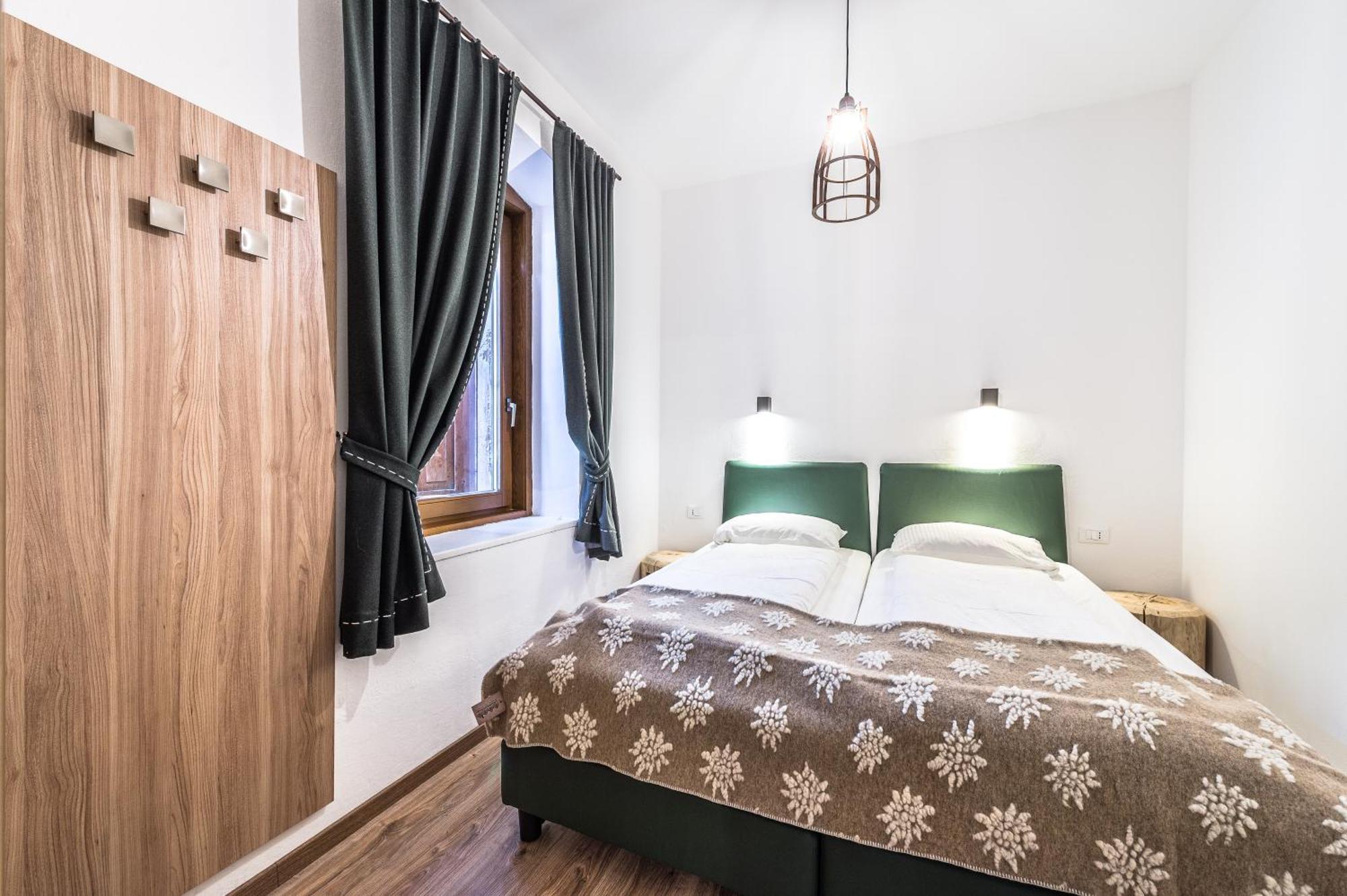 Hotel Pordoi Passo Pordoi Vegetarian Hotel Canazei Bilik gambar